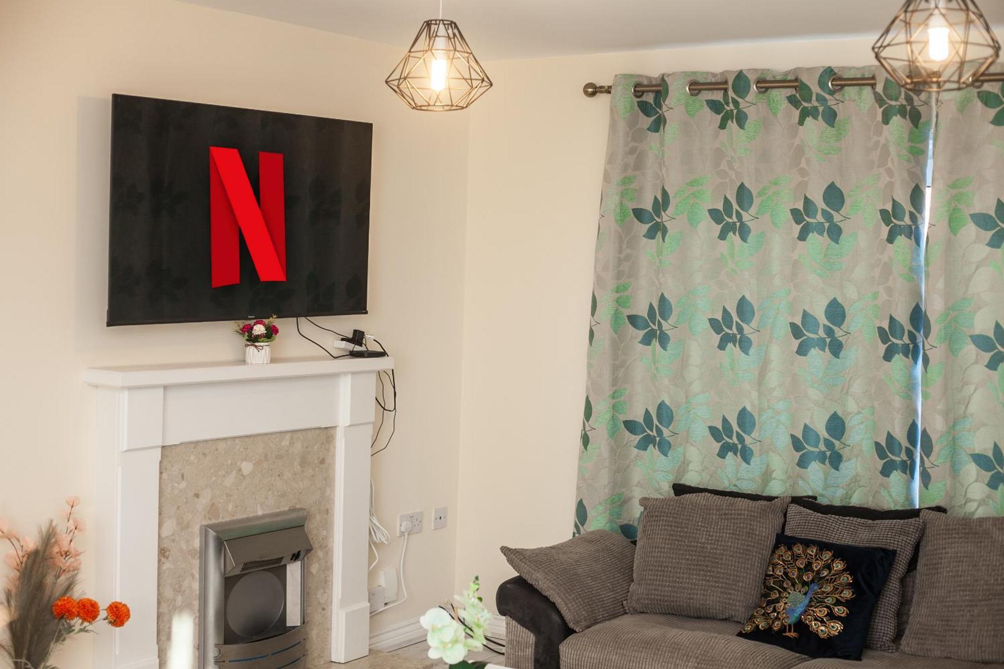 Avril Warwickshire Home Stay Nuneaton Buitenkant foto