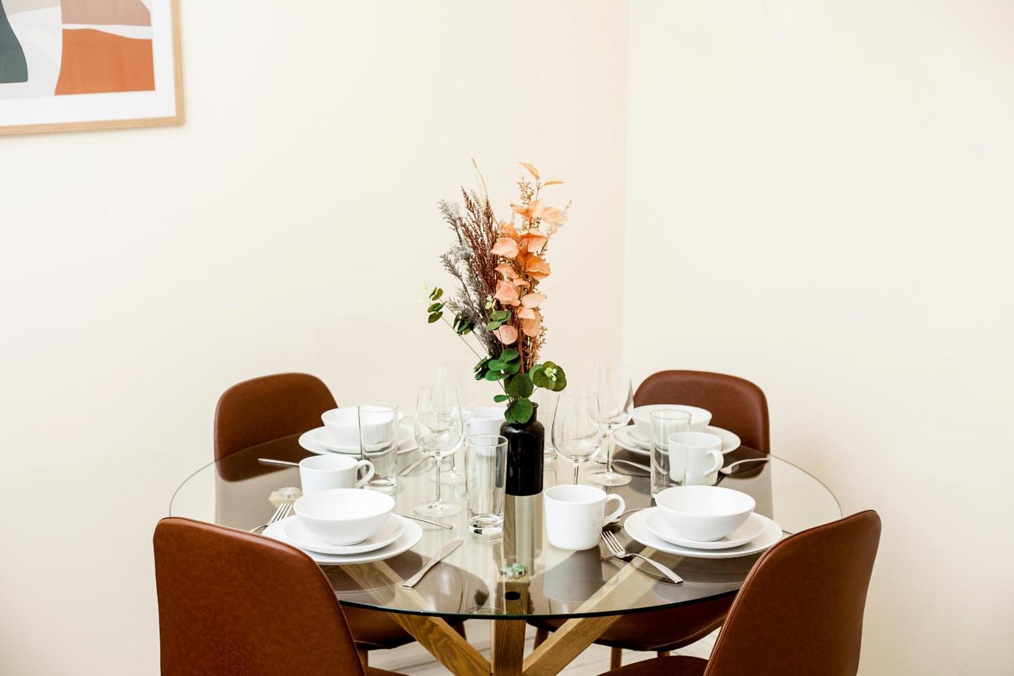 Avril Warwickshire Home Stay Nuneaton Buitenkant foto